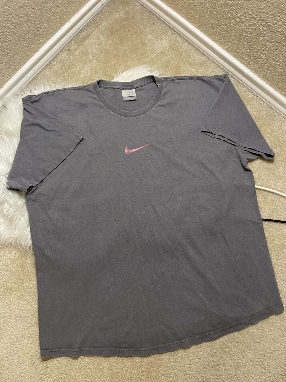 Nike Center Mini Swoosh Heavyweight Mens 2XL Charcoal Gray Heavy Tee Y2K
